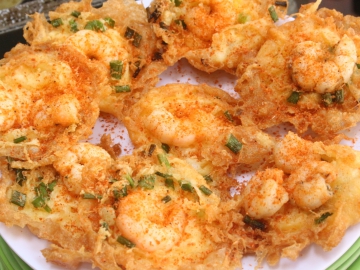Bánh Đặc Biệt